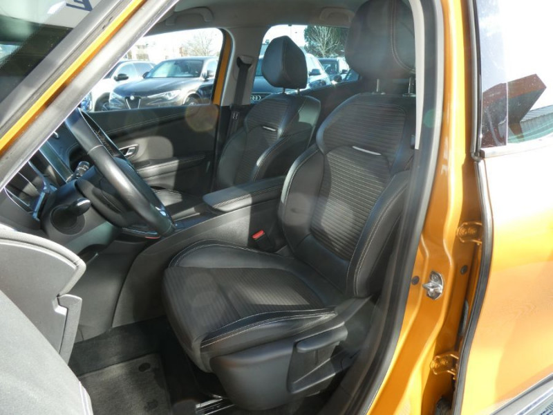 Photo 5 de l'offre de RENAULT SCENIC IV 1.3 TCE 140 BVM6 INTENS Grand GPS 9.3 Camera HUD 1ère Main à 17450€ chez Mérignac auto