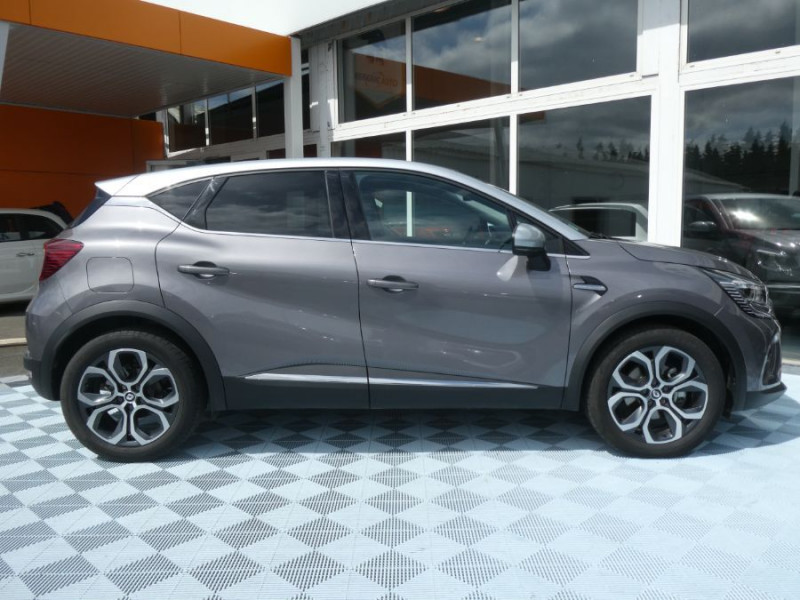 Photo 11 de l'offre de RENAULT CAPTUR II 1.6 E-TECH 145 EDC HYBRIDE TECHNO Camera 1ère Main à 22790€ chez Mérignac auto