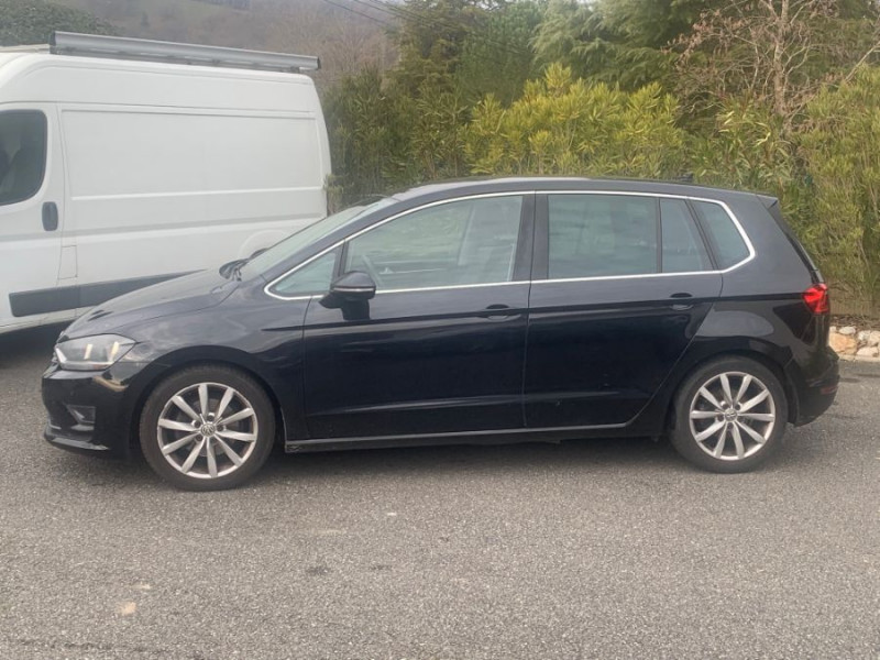 Photo 7 de l'offre de VOLKSWAGEN GOLF SPORTSVAN VII 1.4 TSI 125 BVM6 CARAT GPS ACC Radars JA17 1ère Main à 11950€ chez Mérignac auto