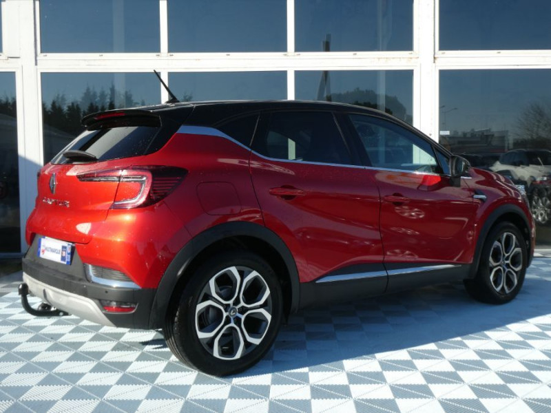 Photo 3 de l'offre de RENAULT CAPTUR II 1.0 TCE 100 INTENS Attel. 1ère Main à 16970€ chez Mérignac auto