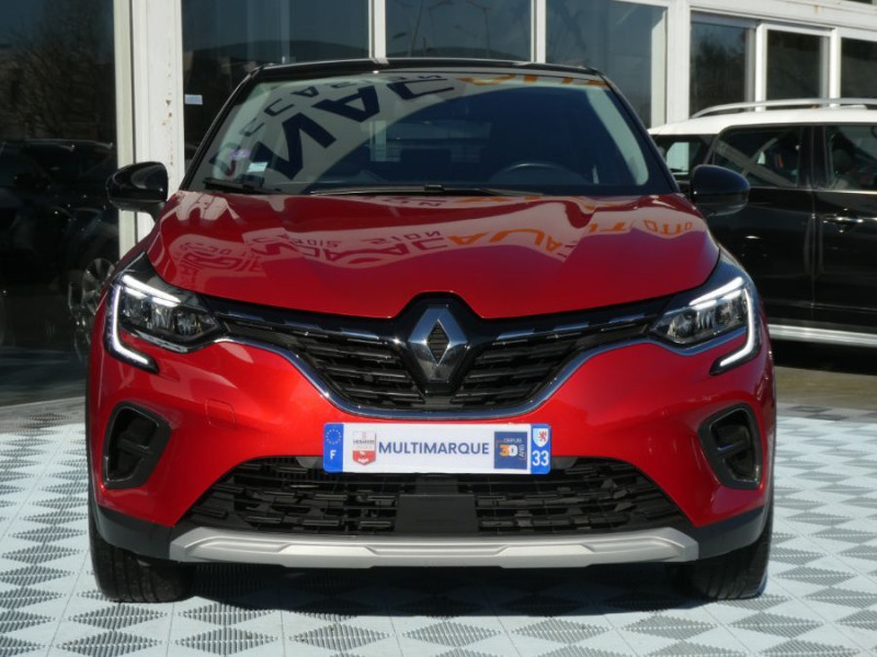 Photo 8 de l'offre de RENAULT CAPTUR II 1.0 TCE 100 INTENS Attel. 1ère Main à 16970€ chez Mérignac auto