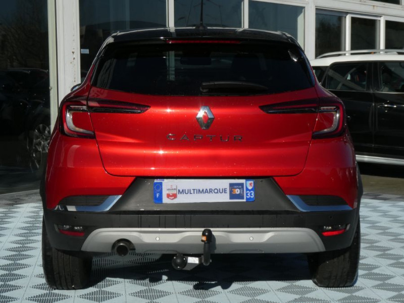 Photo 9 de l'offre de RENAULT CAPTUR II 1.0 TCE 100 INTENS Attel. 1ère Main à 16970€ chez Mérignac auto