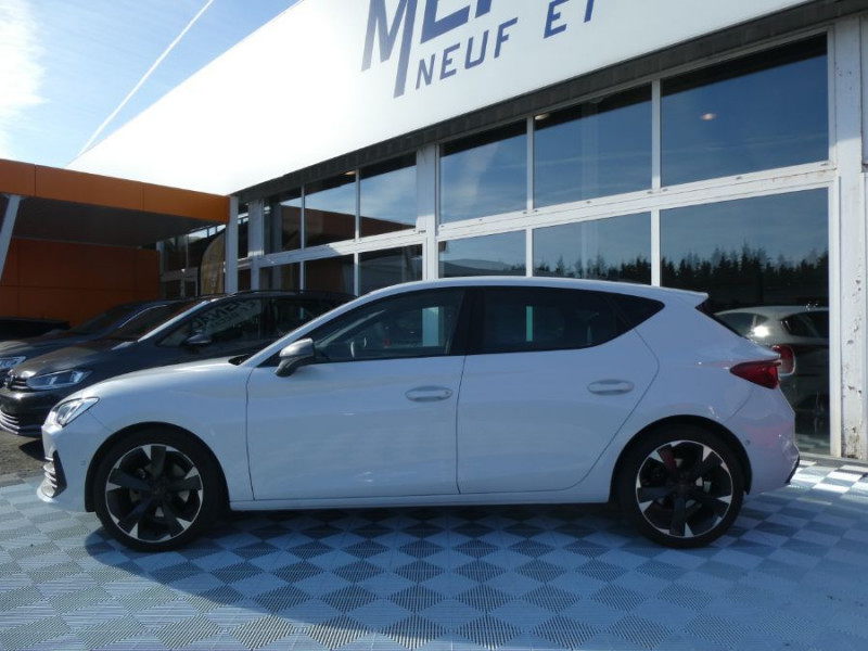 Photo 13 de l'offre de CUPRA LEON IV 1.5 TSI 150 DSG PACK TECH JA18 GPS Camera Gtie 03/29 à 28850€ chez Mérignac auto