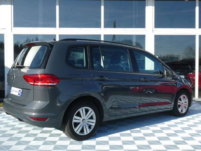 Photo 3 de l'offre de VOLKSWAGEN TOURAN III 1.6 TDI 115 DSG7 TRENDLINE GPS ACC Radars TOIT Ouvrant 5PL à 23950€ chez Mérignac auto