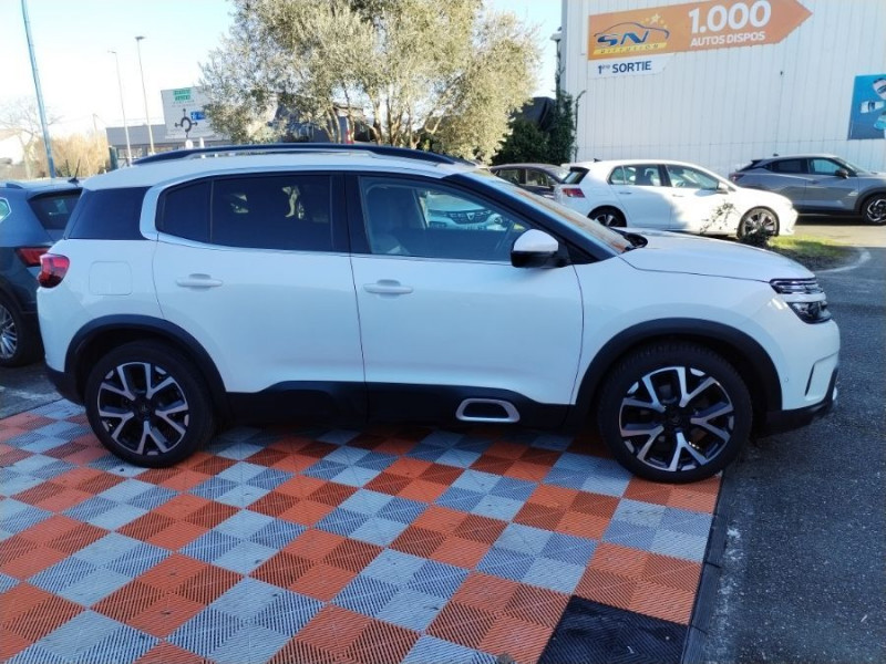 Photo 2 de l'offre de CITROEN C5 AIRCROSS 1.6 PureTech 180 EAT8 SHINE TOE Caméra Hayon EL. JA19 Attel. à 20950€ chez Mérignac auto