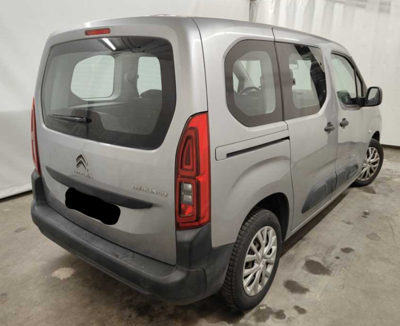 Photo 3 de l'offre de CITROEN BERLINGO 1.2 PureTech 110 BVM6 LIVE Bluetooth à 16950€ chez Mérignac auto