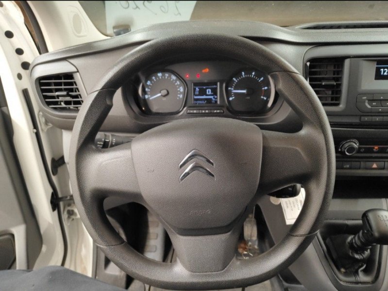 Photo 5 de l'offre de CITROEN JUMPY XL 2.0 BlueHDi 120 BVM6 CLUB Bluetooth Attel. 17490 H.T. à 17490€ chez Mérignac auto