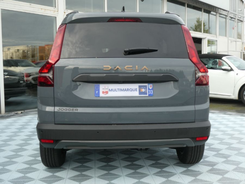 Photo 9 de l'offre de DACIA JOGGER 1.0 TCE 110 BVM6 EXTREME+ 5PL Camera SC à 22950€ chez Mérignac auto