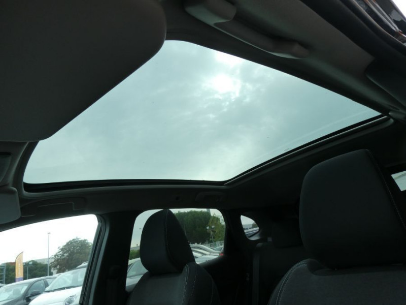 Photo 5 Nissan QASHQAI 1.3 MILD HYBRID 158 Xtronic 2WD N-CONNECTA TOIT Pano PK Hiver Hybride BLANC LUNAIRE NACRÉ en vente chez Mérignac auto Photo 5 de l'offre de NISSAN QASHQAI 1.3 MILD HYBRID 158 Xtronic 2WD N-CONNECTA TOIT Pano PK Hiver à 27450€ chez Mérignac auto
