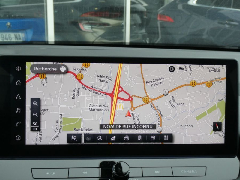 Photo 8 Nissan QASHQAI 1.3 MILD HYBRID 158 Xtronic 2WD N-CONNECTA TOIT Pano PK Hiver Hybride BLANC LUNAIRE NACRÉ en vente chez Mérignac auto Photo 8 de l'offre de NISSAN QASHQAI 1.3 MILD HYBRID 158 Xtronic 2WD N-CONNECTA TOIT Pano PK Hiver à 27450€ chez Mérignac auto