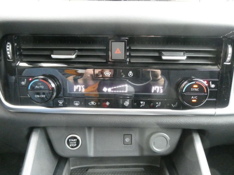 Photo 25 Nissan QASHQAI 1.3 MILD HYBRID 158 Xtronic 2WD N-CONNECTA TOIT Pano PK Hiver Hybride BLANC LUNAIRE NACRÉ en vente chez Mérignac auto Photo 25 de l'offre de NISSAN QASHQAI 1.3 MILD HYBRID 158 Xtronic 2WD N-CONNECTA TOIT Pano PK Hiver à 27450€ chez Mérignac auto