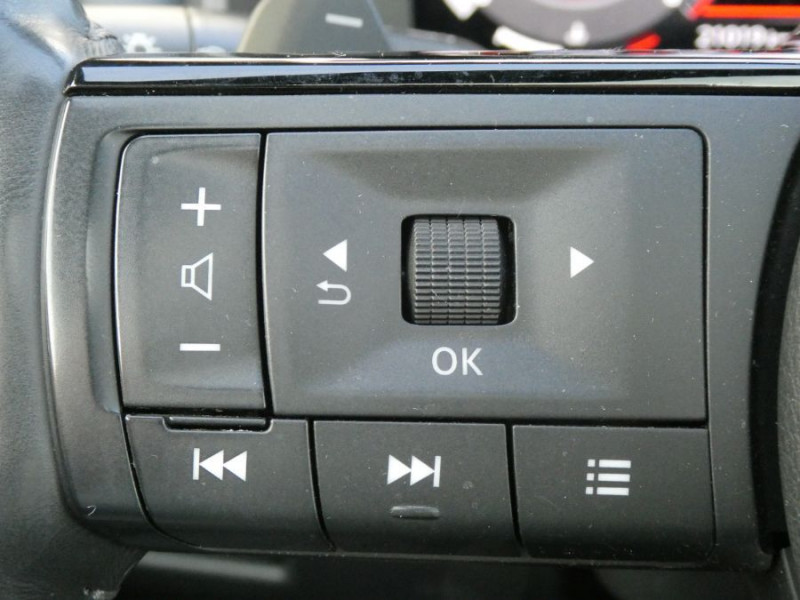 Photo 34 Nissan QASHQAI 1.3 MILD HYBRID 158 Xtronic 2WD N-CONNECTA TOIT Pano PK Hiver Hybride BLANC LUNAIRE NACRÉ en vente chez Mérignac auto Photo 34 de l'offre de NISSAN QASHQAI 1.3 MILD HYBRID 158 Xtronic 2WD N-CONNECTA TOIT Pano PK Hiver à 27450€ chez Mérignac auto