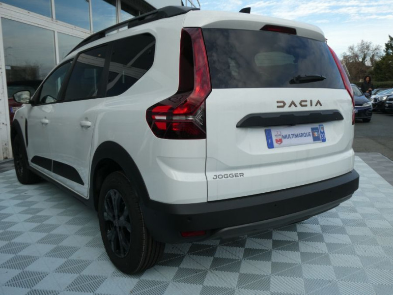 Photo 10 de l'offre de DACIA JOGGER ECO-G 100 BVM6 EXTREME+ 7PL Camera SC à 22970€ chez Mérignac auto