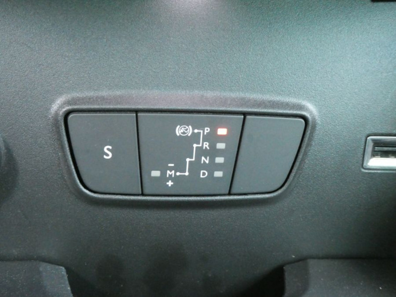 Photo 28 Citroen C3 AIRCROSS 1.5 BlueHDi 120 EAT6 SHINE GPS JA17 Radars Attel. DIESEL GRIS PLATINIUM en vente chez Mérignac auto Photo 28 de l'offre de CITROEN C3 AIRCROSS 1.5 BlueHDi 120 EAT6 SHINE GPS JA17 Radars Attel. à 15950€ chez Mérignac auto