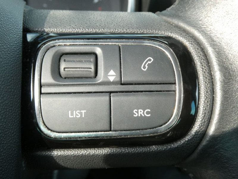 Photo 21 Citroen C3 AIRCROSS 1.5 BlueHDi 120 EAT6 SHINE GPS JA17 Radars Attel. DIESEL GRIS PLATINIUM en vente chez Mérignac auto Photo 21 de l'offre de CITROEN C3 AIRCROSS 1.5 BlueHDi 120 EAT6 SHINE GPS JA17 Radars Attel. à 15950€ chez Mérignac auto