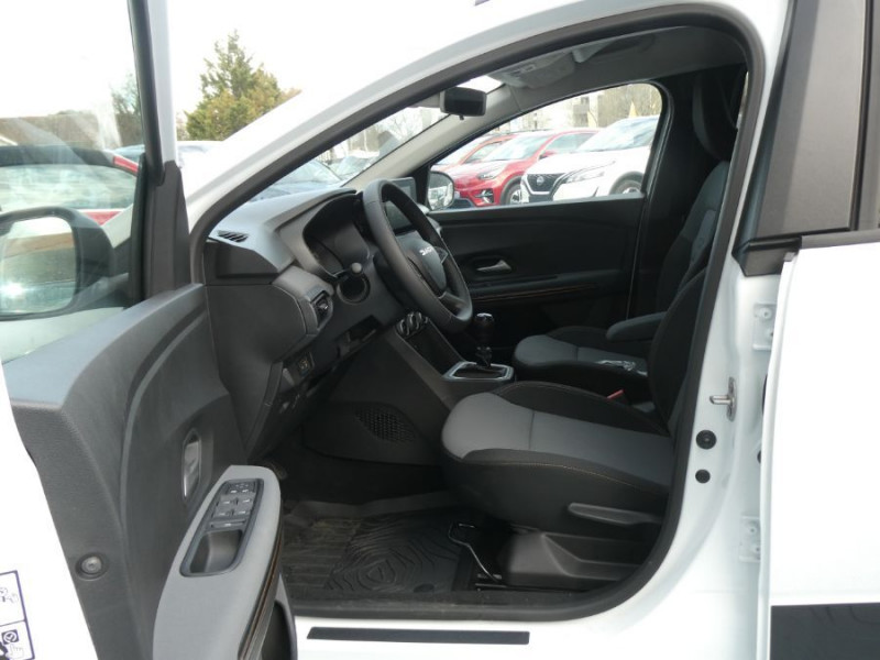 Photo 5 de l'offre de DACIA JOGGER ECO-G 100 BVM6 EXTREME+ 7PL Camera SC à 22970€ chez Mérignac auto