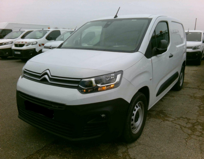 Photo 1 de l'offre de CITROEN BERLINGO 1.5 BlueHDi 100 BVM6 GPS Camera Radars 15450 HT à 15450€ chez Mérignac auto