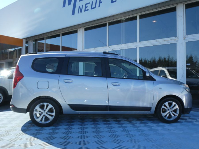 Photo 9 de l'offre de DACIA LODGY 1.2 TCE 115 BLACK LINE GPS 7PL 1ère Main à 7490€ chez Mérignac auto