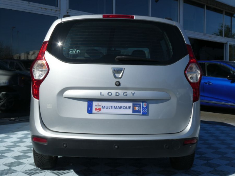 Photo 7 de l'offre de DACIA LODGY 1.2 TCE 115 BLACK LINE GPS 7PL 1ère Main à 7490€ chez Mérignac auto