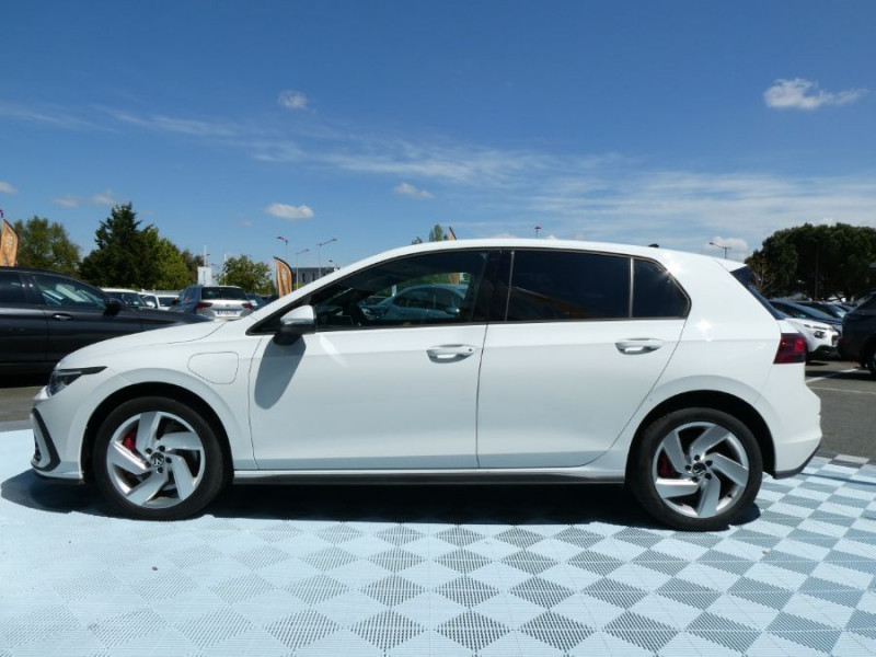 Photo 2 de l'offre de VOLKSWAGEN GOLF VIII 1.4 HYBRID 245 GTE Export GPS Cockpit LED+ Privacy Glass à 26450€ chez Mérignac auto