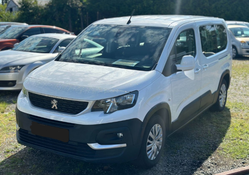 Photo 1 de l'offre de PEUGEOT RIFTER XL LONG 1.5 BlueHDi 100 ACTIVE 5PL N1 Camera Radars à 21450€ chez Mérignac auto