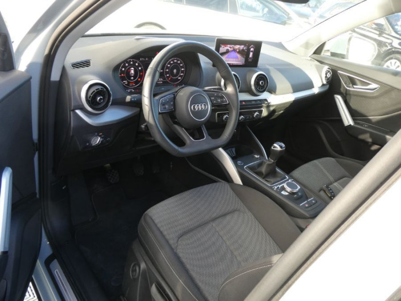 Photo 14 de l'offre de AUDI Q2 New 30 TFSI 110 BVM6 Pack S LINE Ext. JA18 Camera Key Less Gtie 04/29 à 29970€ chez Mérignac auto