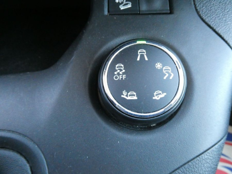 Photo 25 de l'offre de CITROEN BERLINGO 1.5 BlueHDi 100 BVM6 GPS Camera Radars 15450 HT à 15450€ chez Mérignac auto