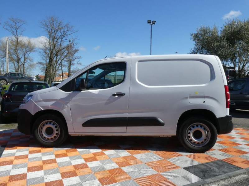 Photo 10 de l'offre de CITROEN BERLINGO 1.5 BlueHDi 100 BVM6 GPS Camera Radars 15450 HT à 15450€ chez Mérignac auto