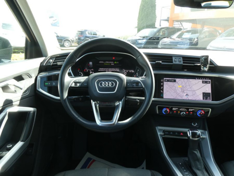 Photo 4 de l'offre de AUDI Q3 SPORTBACK 35 TDI 150 S-TRONIC DESIGN GPS JA18 LED Hayon EL. à 37990€ chez Mérignac auto