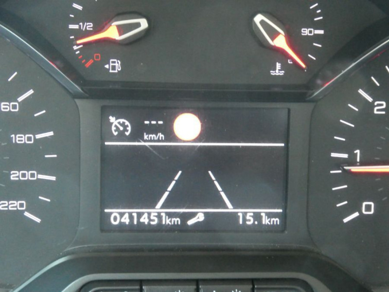 Photo 25 de l'offre de PEUGEOT RIFTER XL LONG 1.5 BlueHDi 100 ACTIVE 5PL N1 Camera Radars à 21450€ chez Mérignac auto