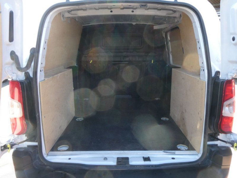 Photo 13 de l'offre de CITROEN BERLINGO 1.5 BlueHDi 100 BVM6 GPS Camera Radars 15450 HT à 15450€ chez Mérignac auto