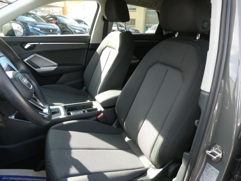 Photo 5 de l'offre de AUDI Q3 SPORTBACK 35 TDI 150 S-TRONIC DESIGN GPS JA18 LED Hayon EL. à 37990€ chez Mérignac auto