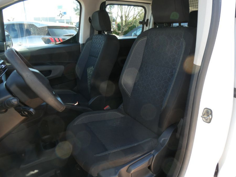Photo 4 de l'offre de PEUGEOT RIFTER XL LONG 1.5 BlueHDi 100 ACTIVE 5PL N1 Camera Radars à 21450€ chez Mérignac auto