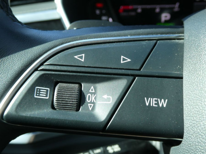 Photo 26 de l'offre de AUDI Q3 SPORTBACK 35 TDI 150 S-TRONIC DESIGN GPS JA18 LED Hayon EL. à 37990€ chez Mérignac auto