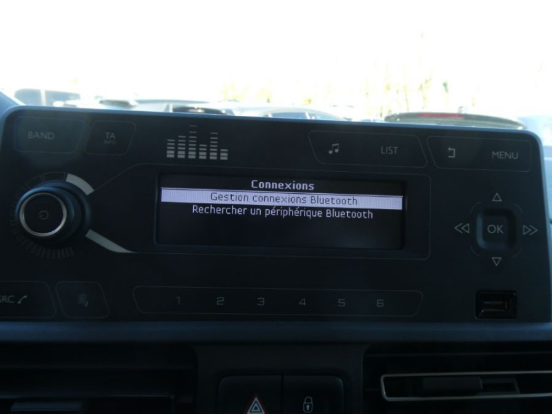 Photo 20 de l'offre de PEUGEOT RIFTER XL LONG 1.5 BlueHDi 100 ACTIVE 5PL N1 Camera Radars à 21450€ chez Mérignac auto