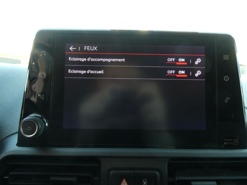 Photo 19 de l'offre de CITROEN BERLINGO 1.5 BlueHDi 100 BVM6 GPS Camera Radars 15450 HT à 15450€ chez Mérignac auto