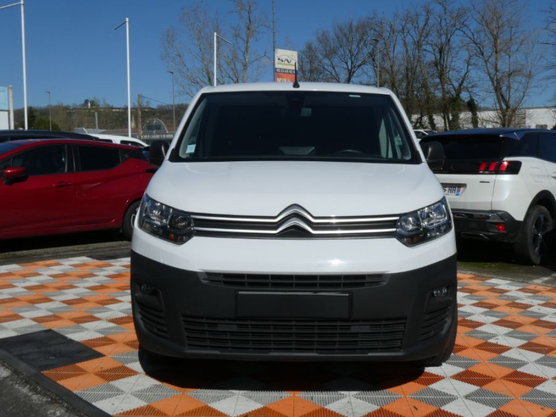 Photo 2 de l'offre de CITROEN BERLINGO 1.5 BlueHDi 100 BVM6 GPS Camera Radars 15450 HT à 15450€ chez Mérignac auto