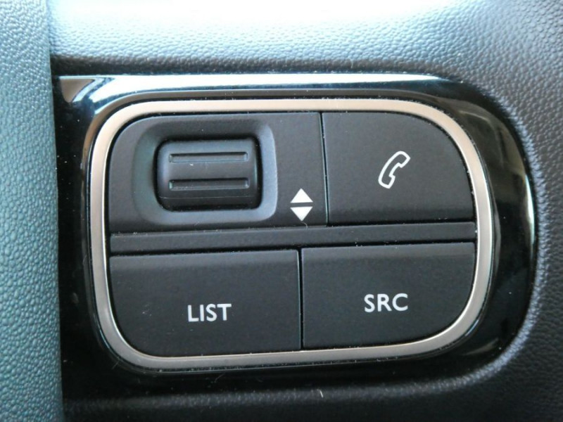 Photo 23 de l'offre de CITROEN BERLINGO 1.5 BlueHDi 100 BVM6 GPS Camera Radars 15450 HT à 15450€ chez Mérignac auto