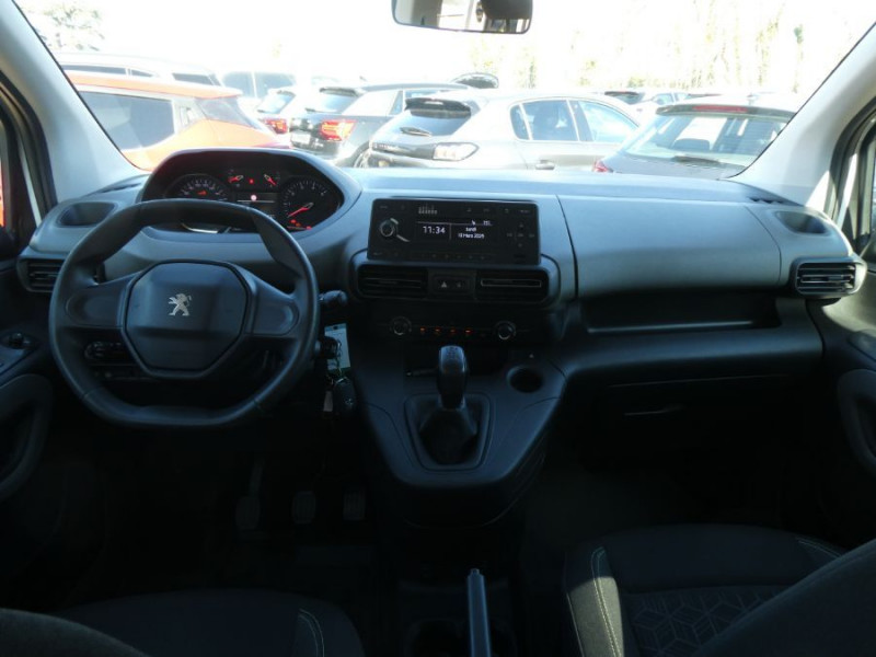 Photo 9 de l'offre de PEUGEOT RIFTER XL LONG 1.5 BlueHDi 100 ACTIVE 5PL N1 Camera Radars à 21450€ chez Mérignac auto