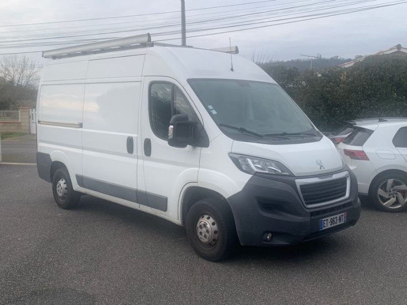 Photo 3 de l'offre de PEUGEOT BOXER L2H2 2.0 BlueHDi 130 BVM6 3T PACK PREMIUM Camera Galerie Attel. 1ère Main 16490HT à 16490€ chez Mérignac auto