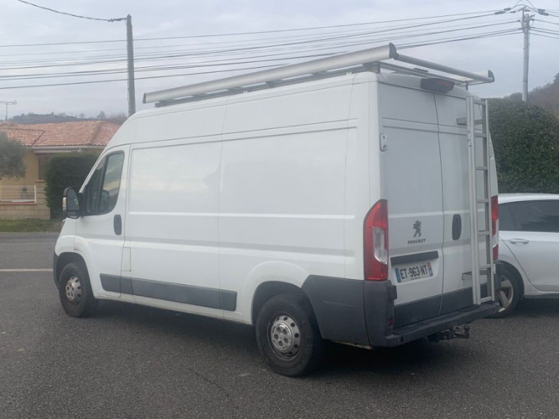 Photo 7 de l'offre de PEUGEOT BOXER L2H2 2.0 BlueHDi 130 BVM6 3T PACK PREMIUM Camera Galerie Attel. 1ère Main 16490HT à 16490€ chez Mérignac auto