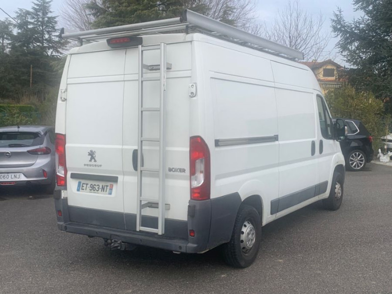 Photo 2 de l'offre de PEUGEOT BOXER L2H2 2.0 BlueHDi 130 BVM6 3T PACK PREMIUM Camera Galerie Attel. 1ère Main 16490HT à 16490€ chez Mérignac auto