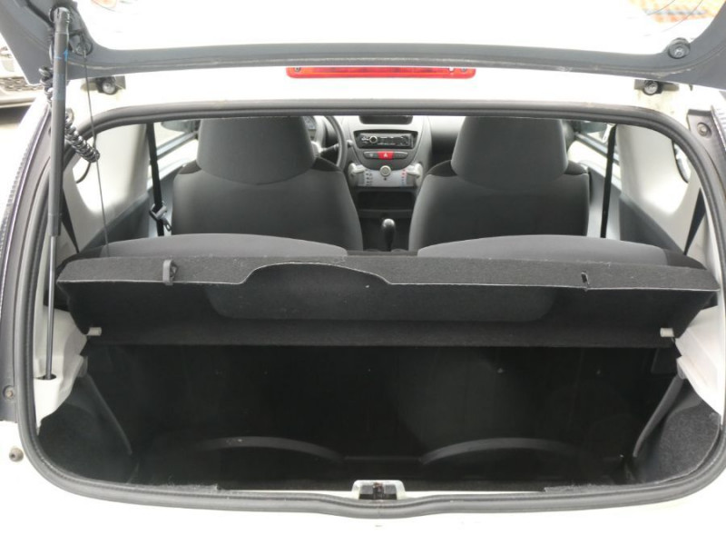 Photo 11 de l'offre de CITROEN C1 1.0i 68 ATTRACTION 3P Crit'Air 1 à 5450€ chez Mérignac auto