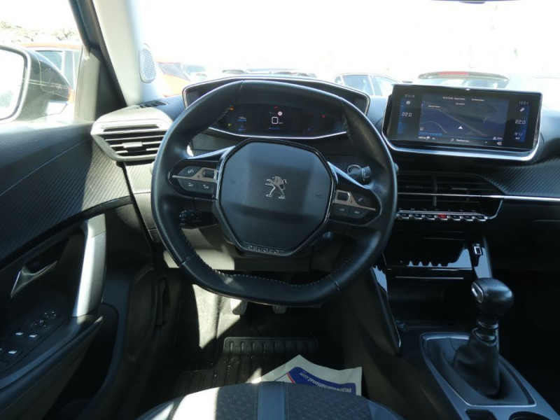 Photo 3 de l'offre de PEUGEOT 2008 II 1.5 BlueHDi 100 BVM6 ALLURE GPS Camera Attel. à 16950€ chez Mérignac auto