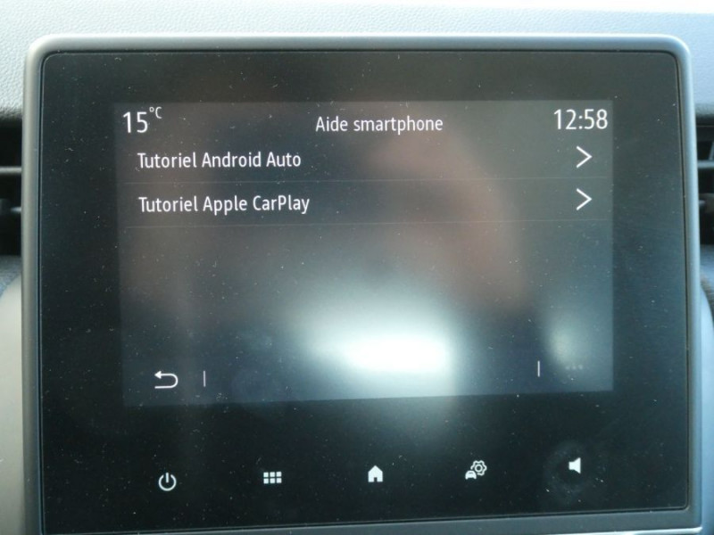 Photo 25 Renault CLIO V 1.6 E-TECH 140 BVA EQUILIBRE CarPlay 7" Hybride BLANC GLACIER en vente chez Mérignac auto Photo 25 de l'offre de RENAULT CLIO V 1.6 E-TECH 140 BVA EQUILIBRE CarPlay 7" à 18890€ chez Mérignac auto