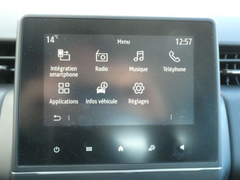 Photo 21 Renault CLIO V 1.6 E-TECH 140 BVA EQUILIBRE CarPlay 7" Hybride BLANC GLACIER en vente chez Mérignac auto Photo 21 de l'offre de RENAULT CLIO V 1.6 E-TECH 140 BVA EQUILIBRE CarPlay 7" à 18890€ chez Mérignac auto