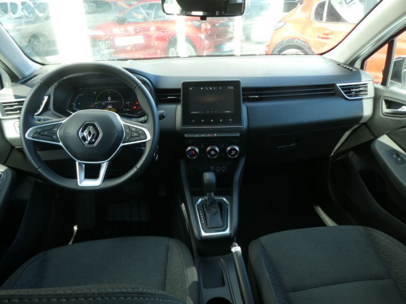 Photo 12 Renault CLIO V 1.6 E-TECH 140 BVA EQUILIBRE CarPlay 7" Hybride BLANC GLACIER en vente chez Mérignac auto Photo 12 de l'offre de RENAULT CLIO V 1.6 E-TECH 140 BVA EQUILIBRE CarPlay 7" à 18890€ chez Mérignac auto