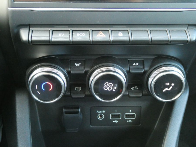 Photo 30 Renault CLIO V 1.6 E-TECH 140 BVA EQUILIBRE CarPlay 7" Hybride BLANC GLACIER en vente chez Mérignac auto Photo 30 de l'offre de RENAULT CLIO V 1.6 E-TECH 140 BVA EQUILIBRE CarPlay 7" à 18890€ chez Mérignac auto