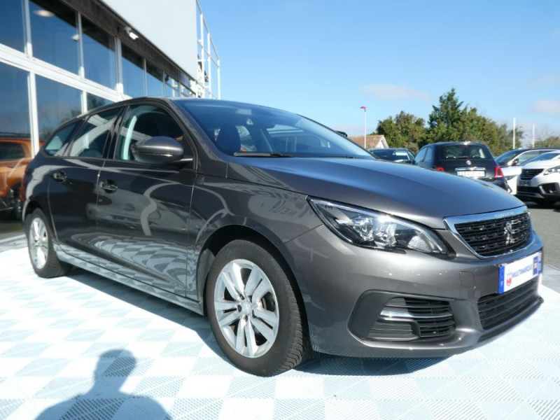 Photo 2 Peugeot 308 SW II 1.2 PureTech 110 BVM6 ACTIVE GPS Radar ESSENCE GRIS PLATINIUM en vente chez Mérignac auto Photo 2 de l'offre de PEUGEOT 308 SW II 1.2 PureTech 110 BVM6 ACTIVE GPS Radar à 11950€ chez Mérignac auto