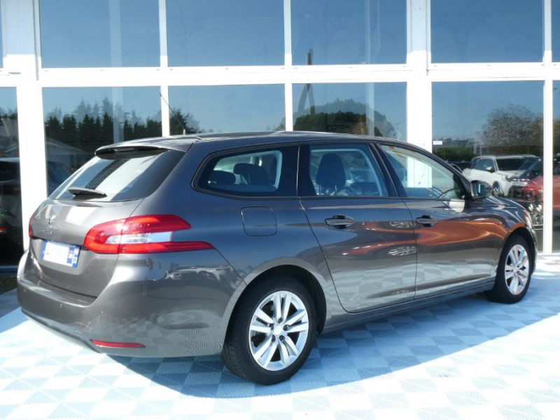Photo 3 Peugeot 308 SW II 1.2 PureTech 110 BVM6 ACTIVE GPS Radar ESSENCE GRIS PLATINIUM en vente chez Mérignac auto Photo 3 de l'offre de PEUGEOT 308 SW II 1.2 PureTech 110 BVM6 ACTIVE GPS Radar à 11950€ chez Mérignac auto